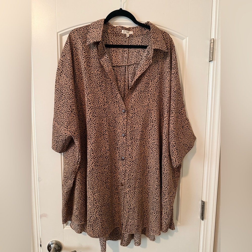 easel Brown Spotted Short Sleeve Button-Down Shirt
